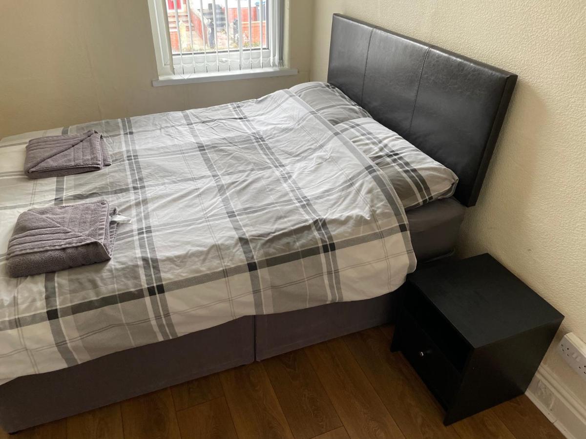 Gorton Holiday Home Блекпул Екстериор снимка
